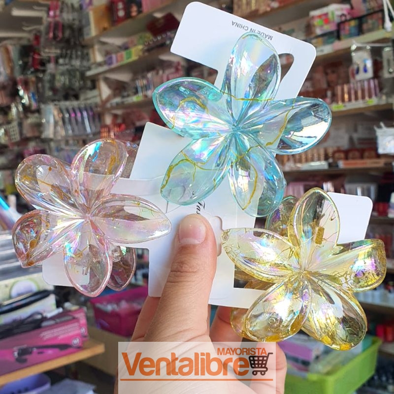 BROCHE FLOR HAWAIANA COLORES EXCELENTE CALIDAD