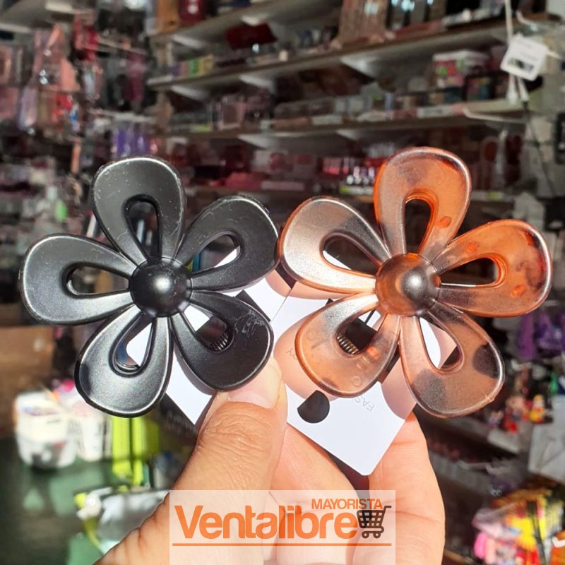 BROCHE FLOR HAWAIANA COLORES EXCELENTE CALIDAD - Imagen 2