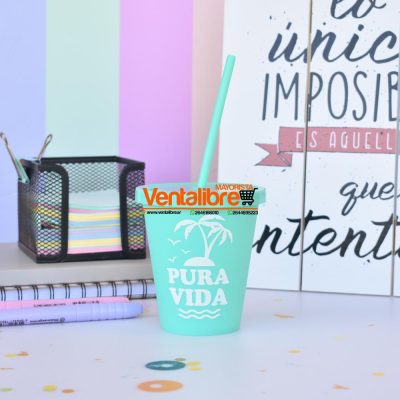 VASOS ESTAMPADOS CON TAPA Y SORBETE - Image 3