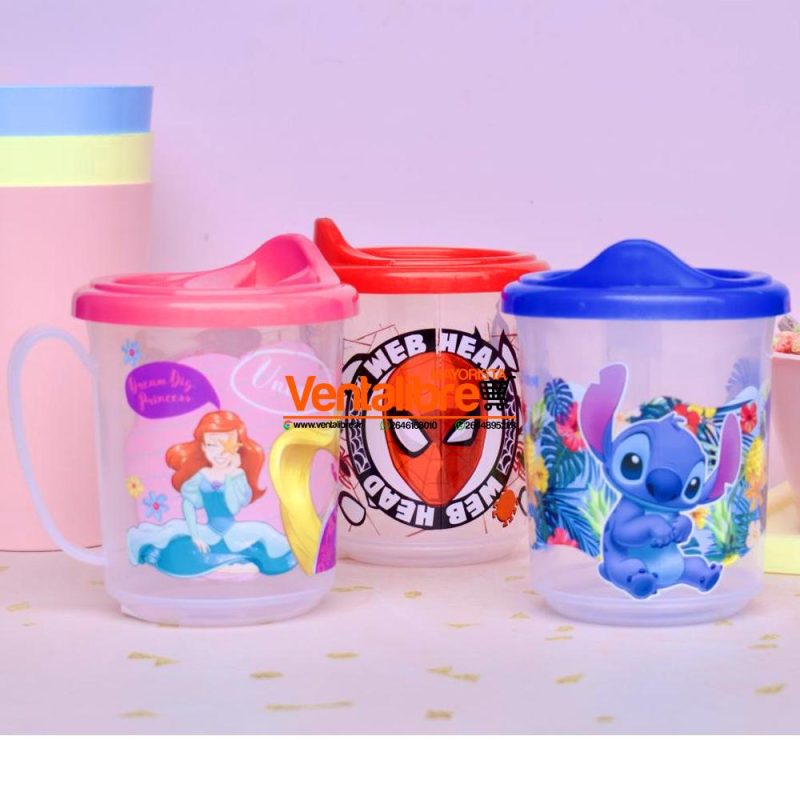 JARRO INFANTIL CON PICO Y MANIJA ESTAMPADO PERSONAJES