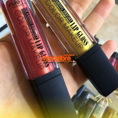BRILLO LABIAL LIQUIDO MATTE CON APLICADOR ALTA PIGMENTACIÓN
