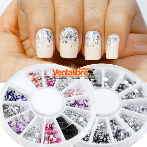 BRILLO PARA UÑAS COLORES SURTIDOS CAJITA CON 12 FORMA VARIADAS