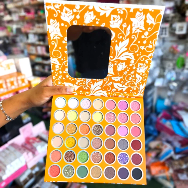 PALETA DE SOMBRAS ARABE MEDECOO X 54 COLORES