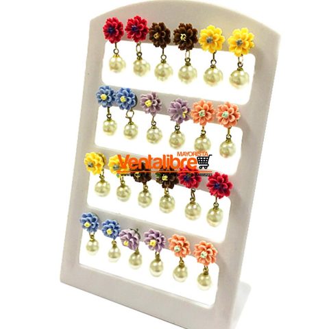 AROS CON DISEÑOS DE PERLA FLOR COLOR EXCELENTE CALIDAD