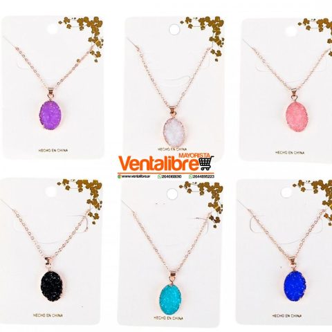 COLLAR DE PIEDRA BORDE OVAL DORADO EXCELENTE CALIDAD