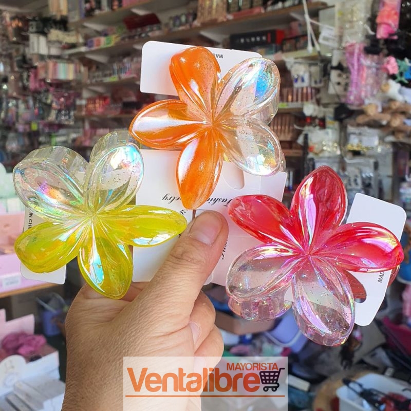 BROCHE FLOR HAWAIANA COLORES EXCELENTE CALIDAD