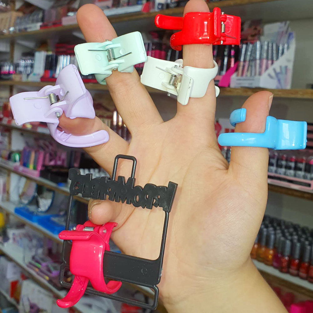 BROCHE MEDIANO DE NYLON CON DISEÑO EN BLÍSTER