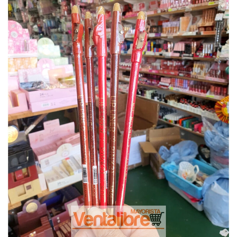 LÁPIZ DELINEADOR DE LABIOS LIP LINER CON SACAPUNTAS