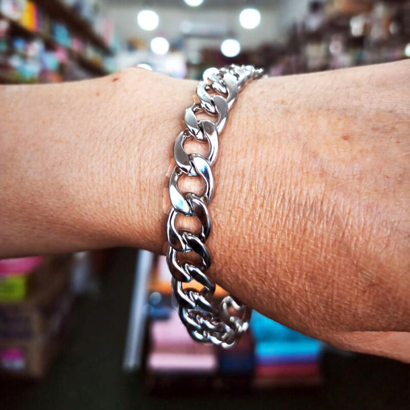 PULSERA DE ACERO QUIRÚRGICO 3.0 22 CM.