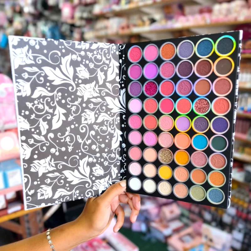 PALETA DE SOMBRAS ARABE MEDECOO X 54 COLORES