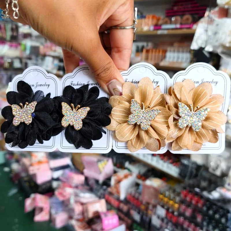 HEBILLA PINZA FLOR Y MARIPOSA CON STRASS VARIOS COLORES