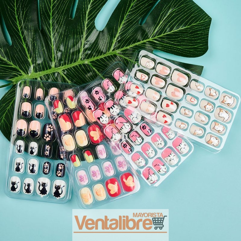 UÑAS POSTIZAS INFANTILES CON DISEÑOS VARIADOS Y ADHESIVO - Imagen 3