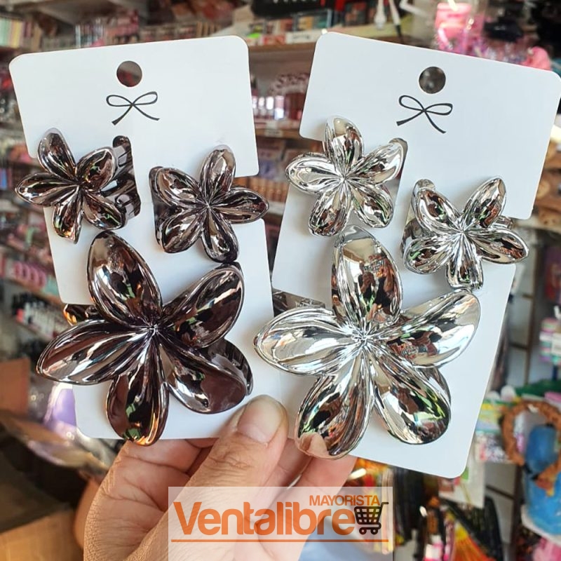 BLÍSTER DE 3 BROCHES FLOR HAWAIANA EXCELENTE CALIDAD