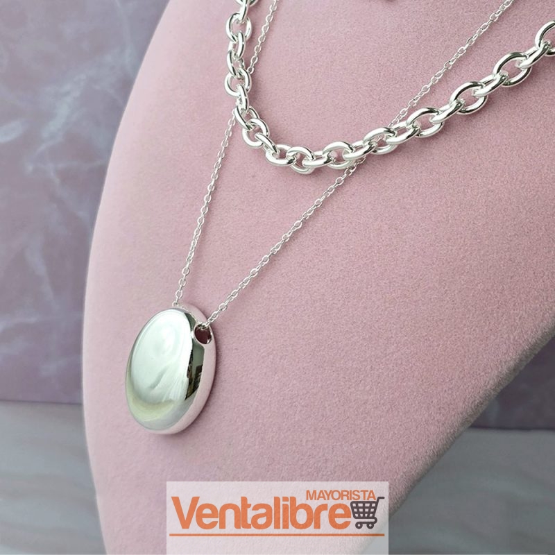 CADENA DE ACERO BLANCO 45 CM. CON DIJE OVAL LISO 32 MM.