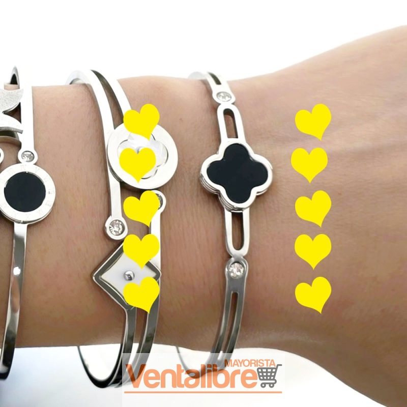 PULSERA ESCLAVA DE ACERO QUIRÚRGICO TRÉBOL NEGRO