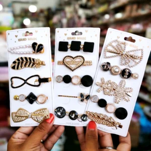 BLISTER DE HEBILLAS PARA EL PELO CON DETALLES PERLAS Y STRASS