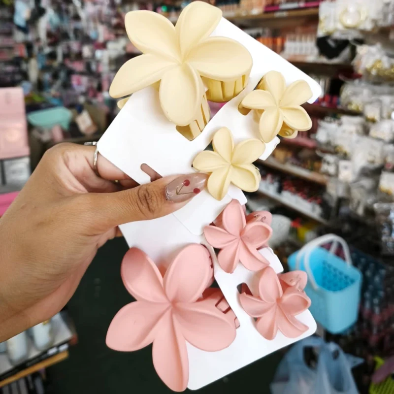 BLISTER X 3 BROCHES FLOR HAWAIANA COLORES