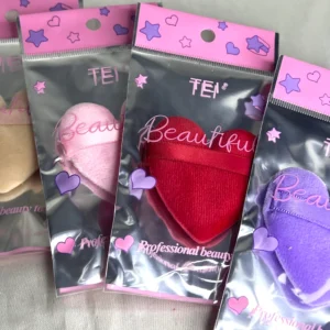 ESPONJA CORAZÓN PARA MAQUILLAJE VARIOS COLORES