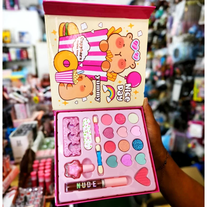 KIT DE MAQUILLAJES CAPIBARA SUPER COMPLETO
