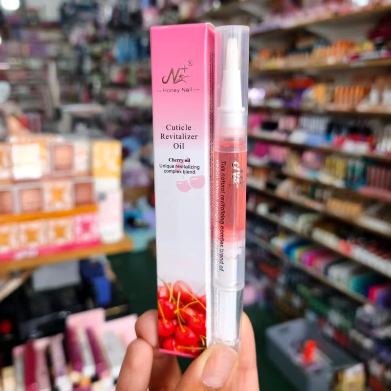 ACEITE REVITALIZADOR DE CUTÍCULA EN FORMATO DE LÁPIZ