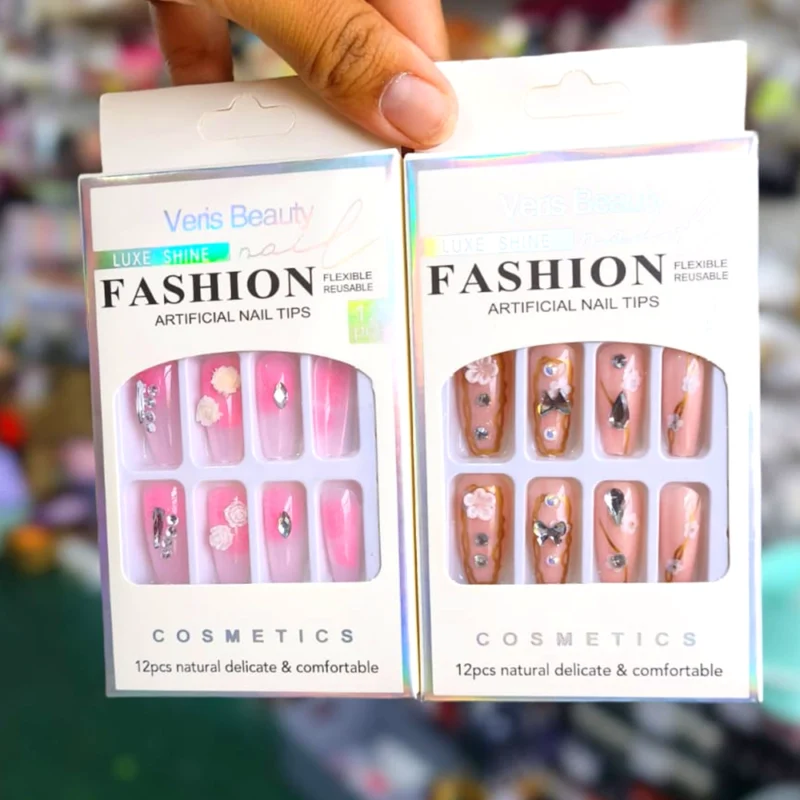 UÑAS POSTIZAS BALLERINA CON DIJES Y STRASS